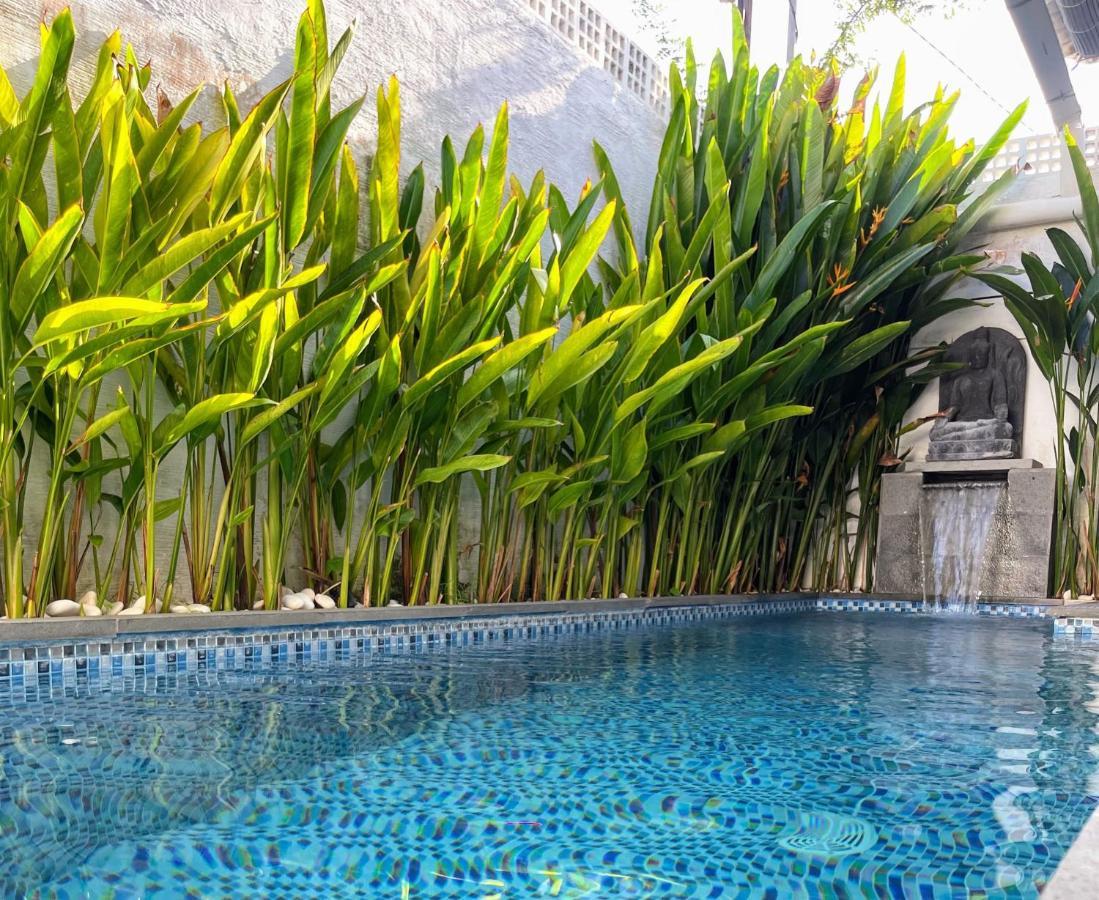 Villa Helenia - 3Br Pool & Villa - 5Mins To Finns Canggu Εξωτερικό φωτογραφία